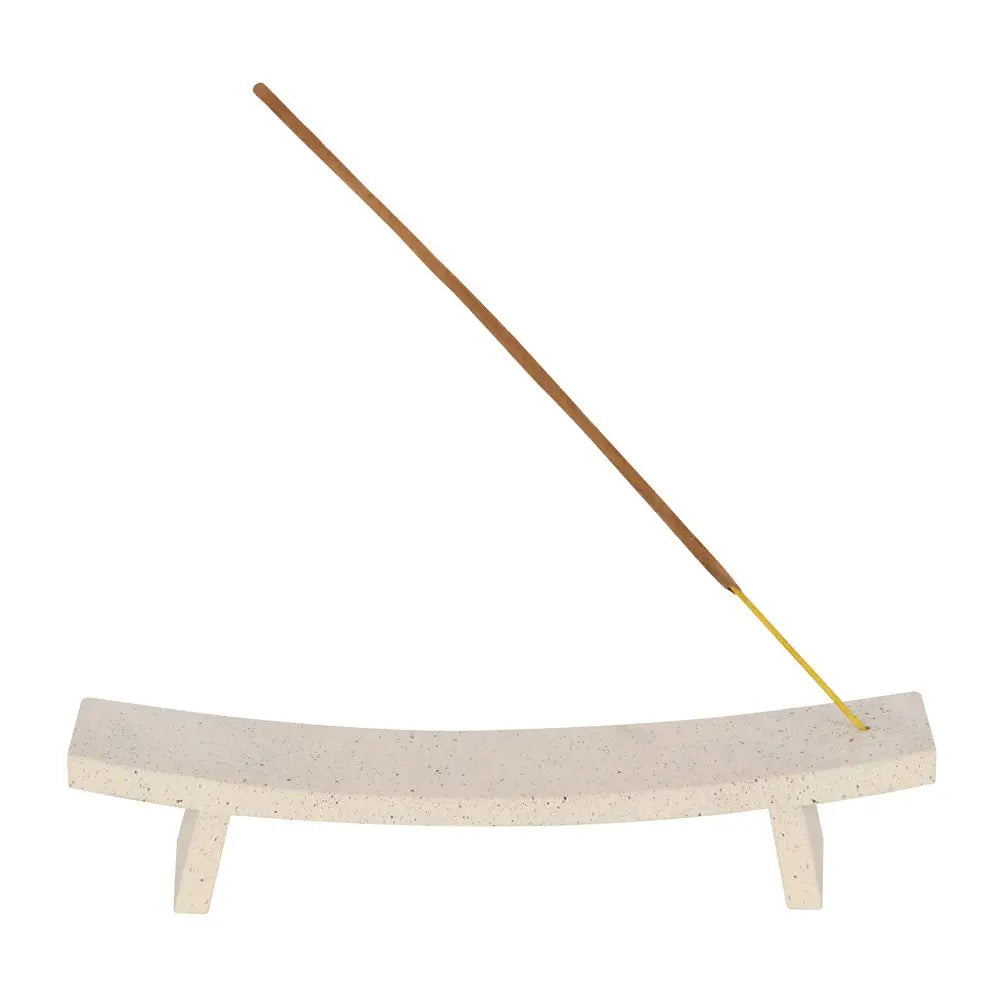 Moderner, minimalistischer Räucherstäbchenhalter in Creme