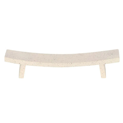Moderner, minimalistischer Räucherstäbchenhalter in Creme