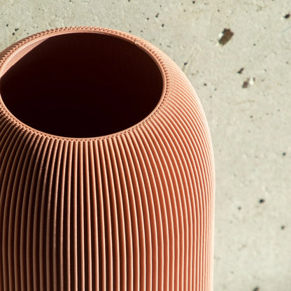 Vase PILLE by dennismaass